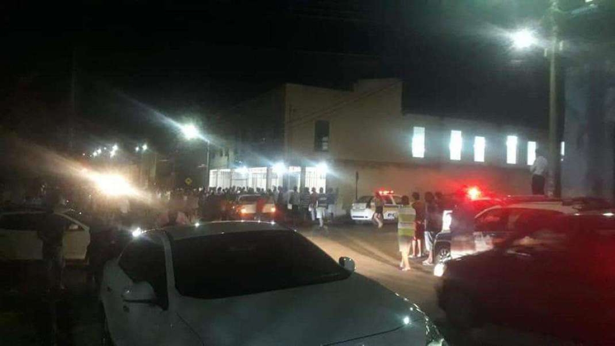 Homem invade igreja e mata três após esfaquear ex-namorada (Foto: Reprodução/ WhatsApp)