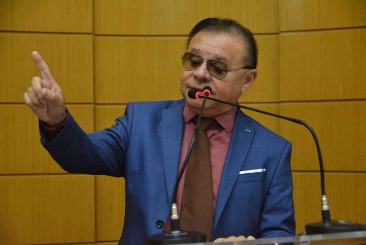 Gilmar Carvalho acusa secretaria por superlotação em maternidades (Foto: Jadilson Simões/ Rede Alese)
