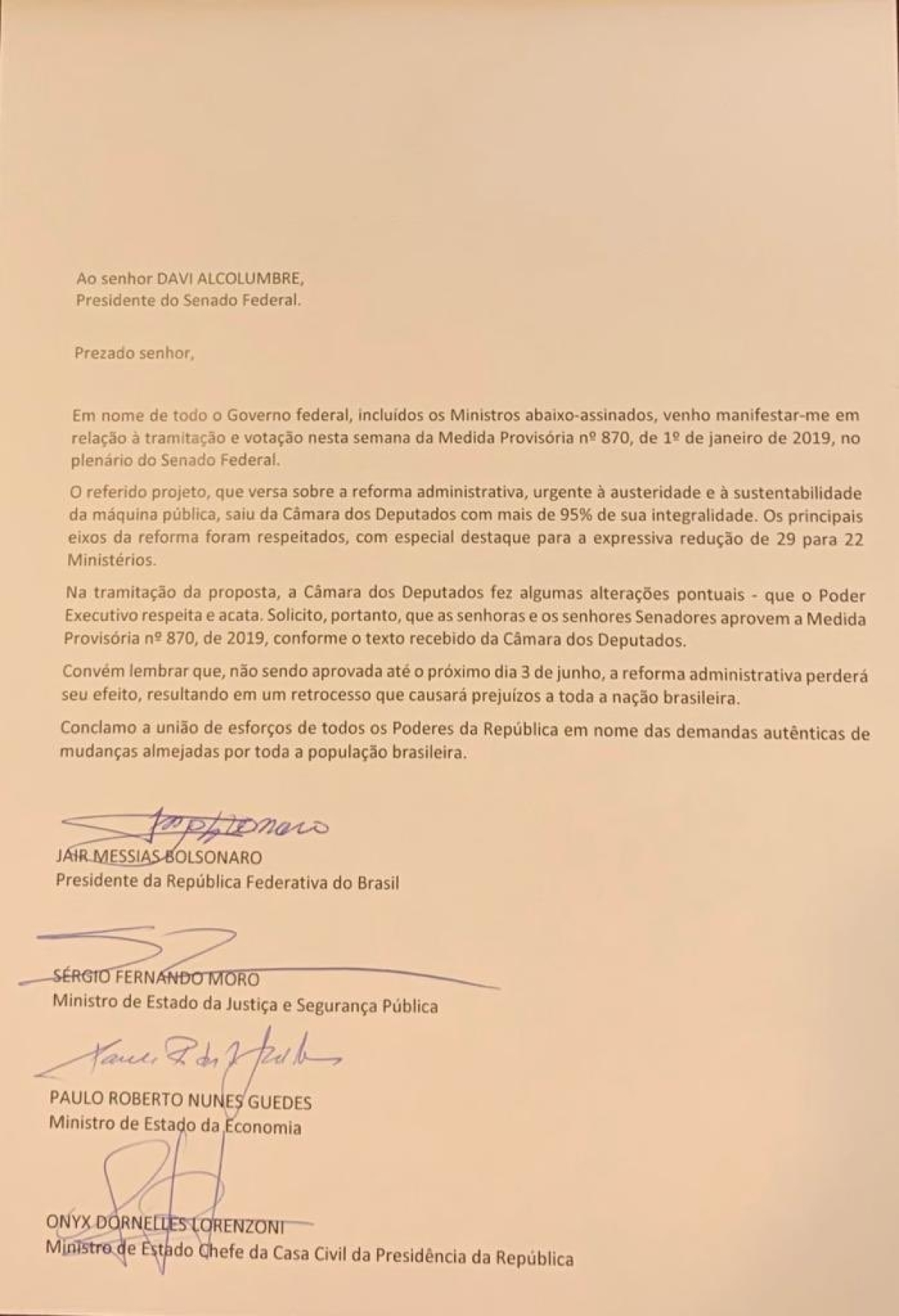 Em carta, Jair Bolsonaro reitera pedido a senadores para não alterar MP 870 (Imagem: Reprodução/ Twitter/ @davialcolumbre)