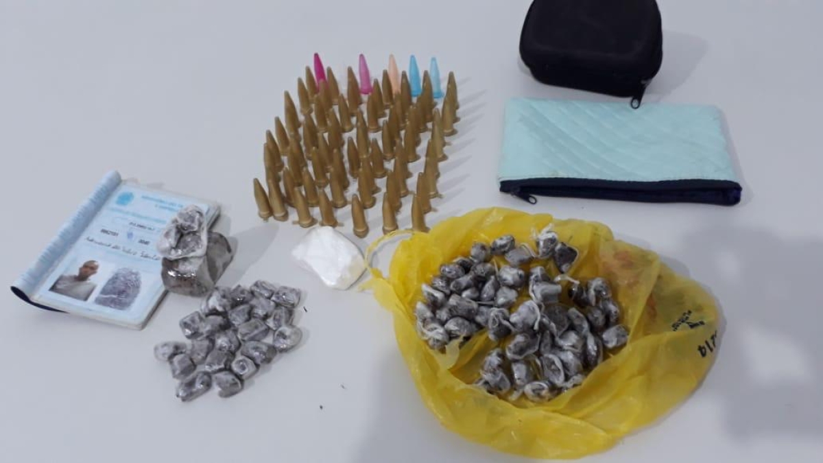 Denarc apreende anabolizantes e drogas (Foto: SSP/SE)
