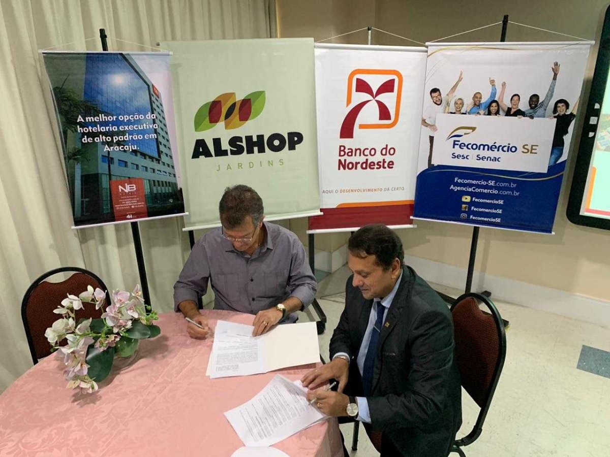 Fecomércio e BNB firmam cooperação para facilitar financiamentos para empresas (Foto: Via Assessoria Fecomércio)