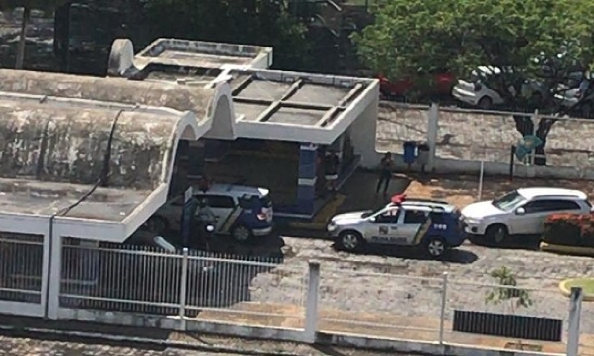Polícia foi acionada para atender a ocorrência (Foto: Grupo WhatsApp Sergipe Notícias)