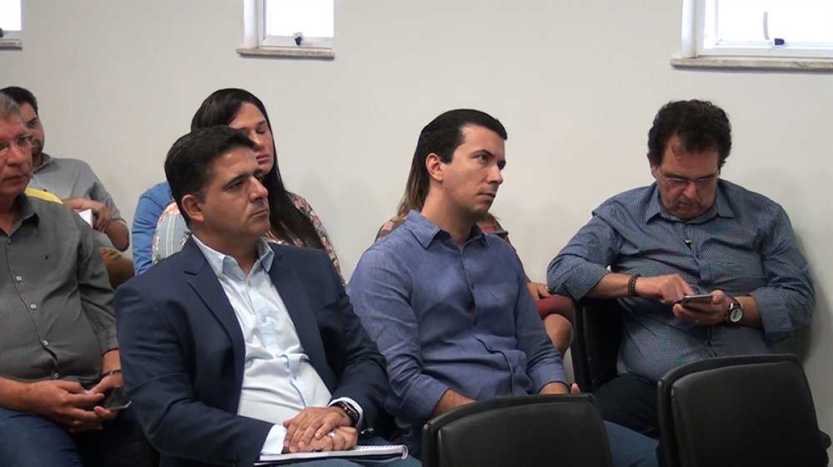 Parlamentares e empresários criticam falta de ações para o turismo  (Imagem: Reprodução de vídeo/ YouTube/ Portal Infonet)
