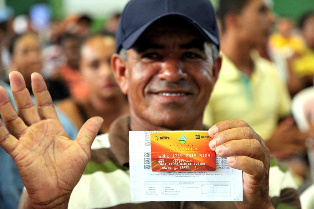 Governo de Sergipe inicia entrega de cartões e senhas do Programa Mão Amiga nesta segunda, 17/6 (Foto: ASN)