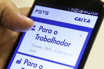 Maior rendimento do FGTS exige atenção na hora do saque (Foto de arquivo: Marcelo Camargo/ Agência Brasil)