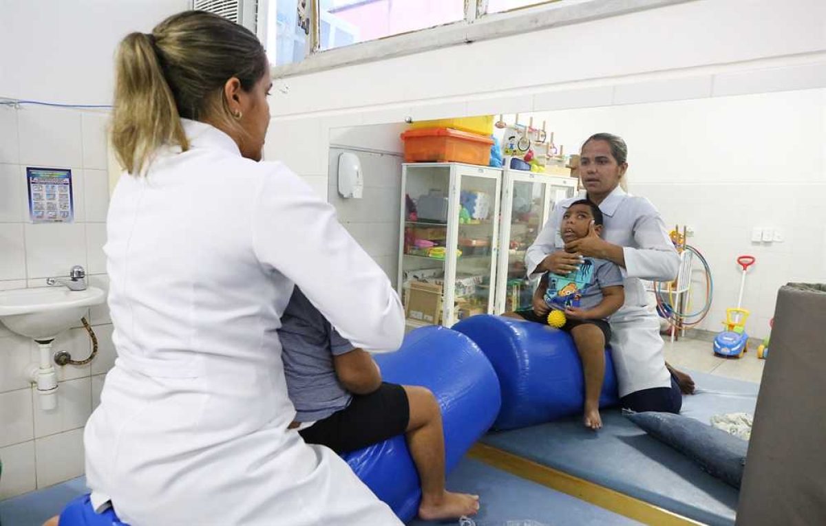 Prefeitura de Aracaju oferece tratamento especializado a crianças com microcefalia (Foto: Silvio Rocha/ Prefeitura de Aracaju)