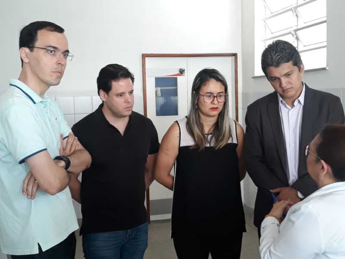 G4 realiza fiscalização no Hospital José Franco, em Socorro (Foto: Assessoria Parlamentar)