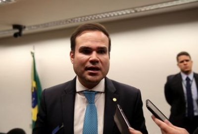 Relator da LDO, deputado Cacá Leão (PP-BA), define teto de 0,44% da Receita Corrente Líquida (RCL) deste ano (Foto: Wilson Dias/ Agência Brasil)
