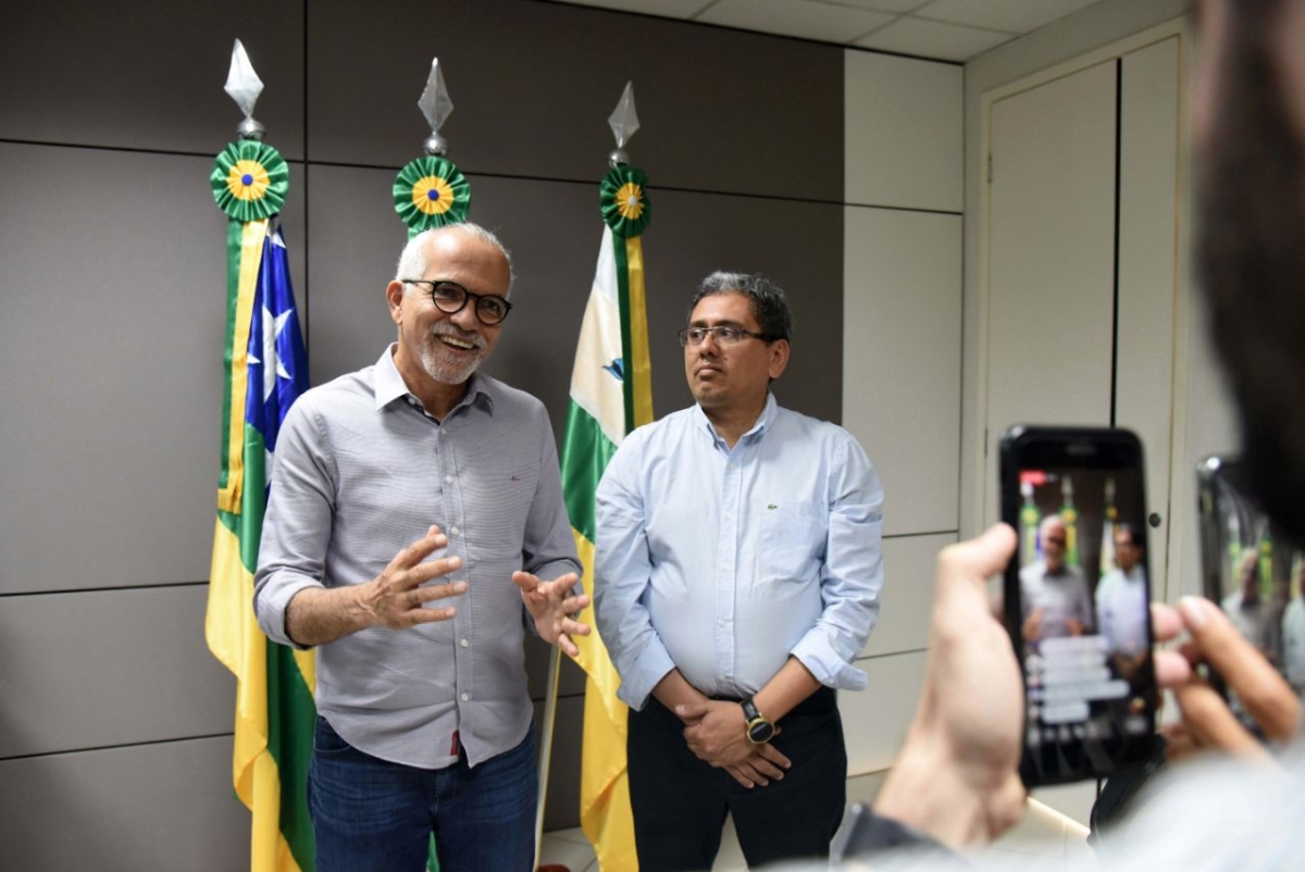 Prefeito de Aracaju anuncia pagamento dos salários dos servidores para sexta-feira, 30/8 (Foto: Ana Lícia Menezes/ PMA)