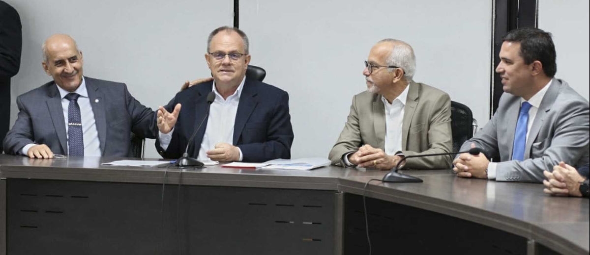 Governador de Sergipe recebe Ministro e apresenta pauta de Sergipe ao Governo Federal (Foto: Marco Vieira/ ASN)