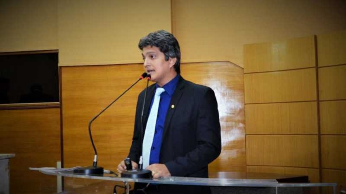 Deputado cobra fiscalização trabalhista na empresa Alma Viva (Foto: Assessoria Dr. Samuel Carvalho)