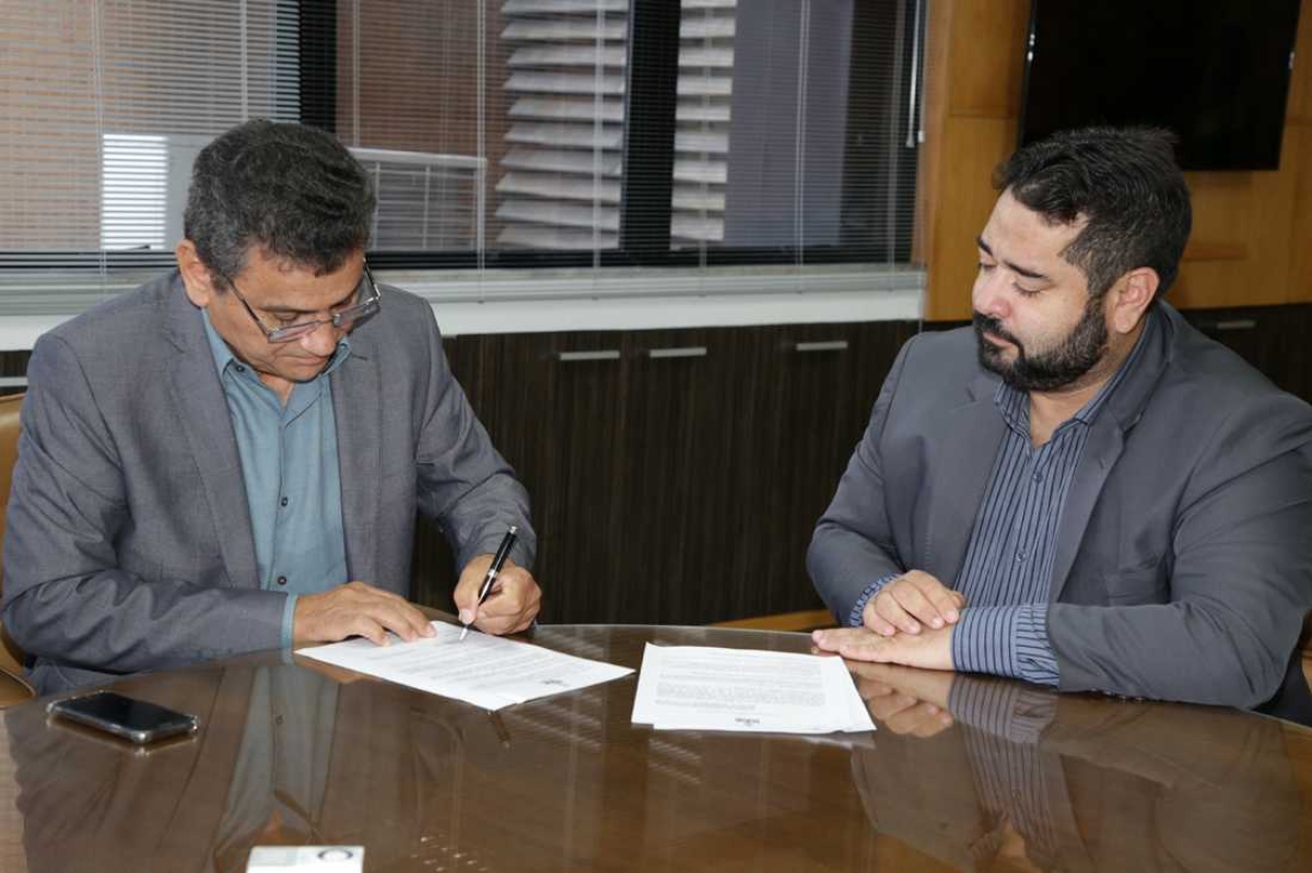 Acordo firmado no TCE visa prevenir falhas nas prestações de contas do Executivo estadual (Foto: TCE/SE)