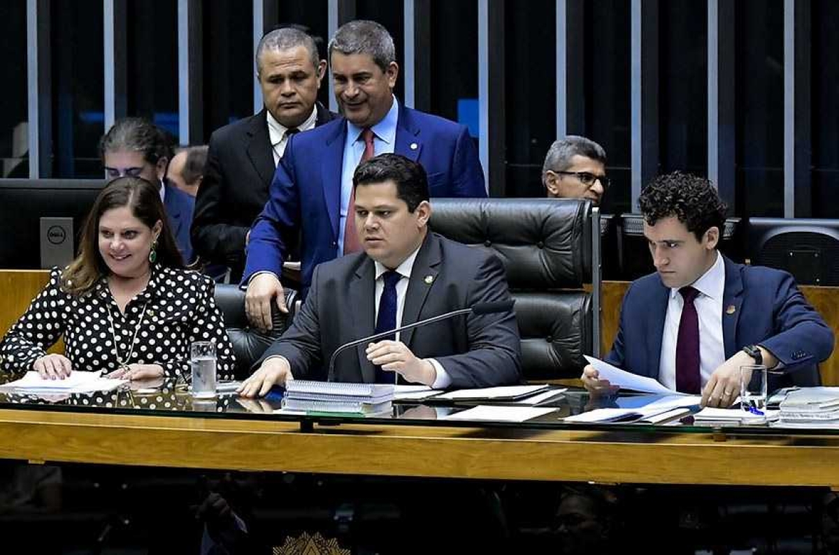O presidente do Senado, Davi Alcolumbre, disse que é preciso esperar a aprovação da PEC da segunda instância pela Câmara (Foto: Waldemir Barreto/ Agência Senado)