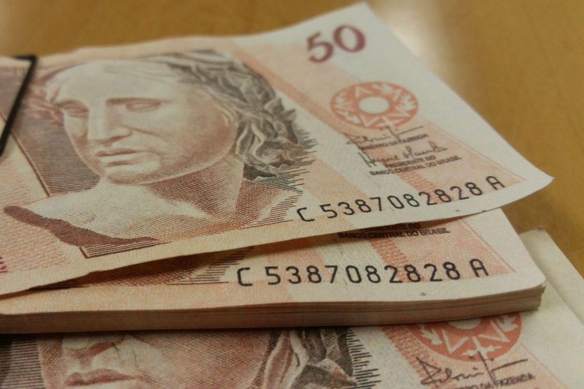 Limite de juros para cheque especial começa a valer no dia 6 (Foto: Daniel Isaia/ Agência Brasil)