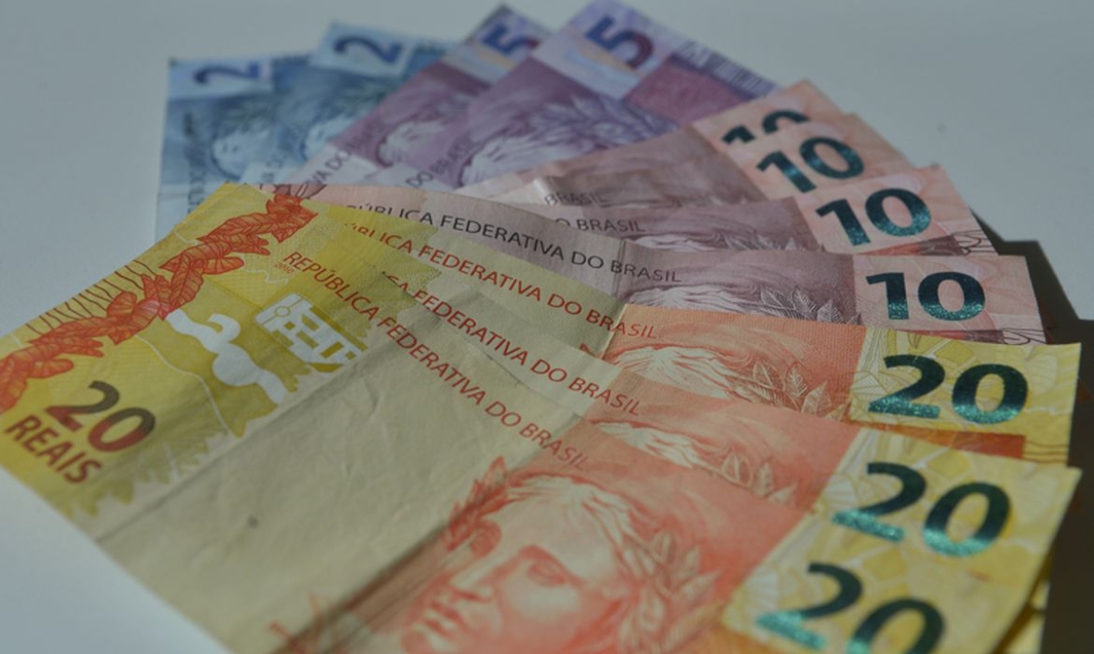 Imposto de Renda: Receita libera dia 9 consulta a lote de restituição (Foto: Marcello Casal/ Agência Brasil)