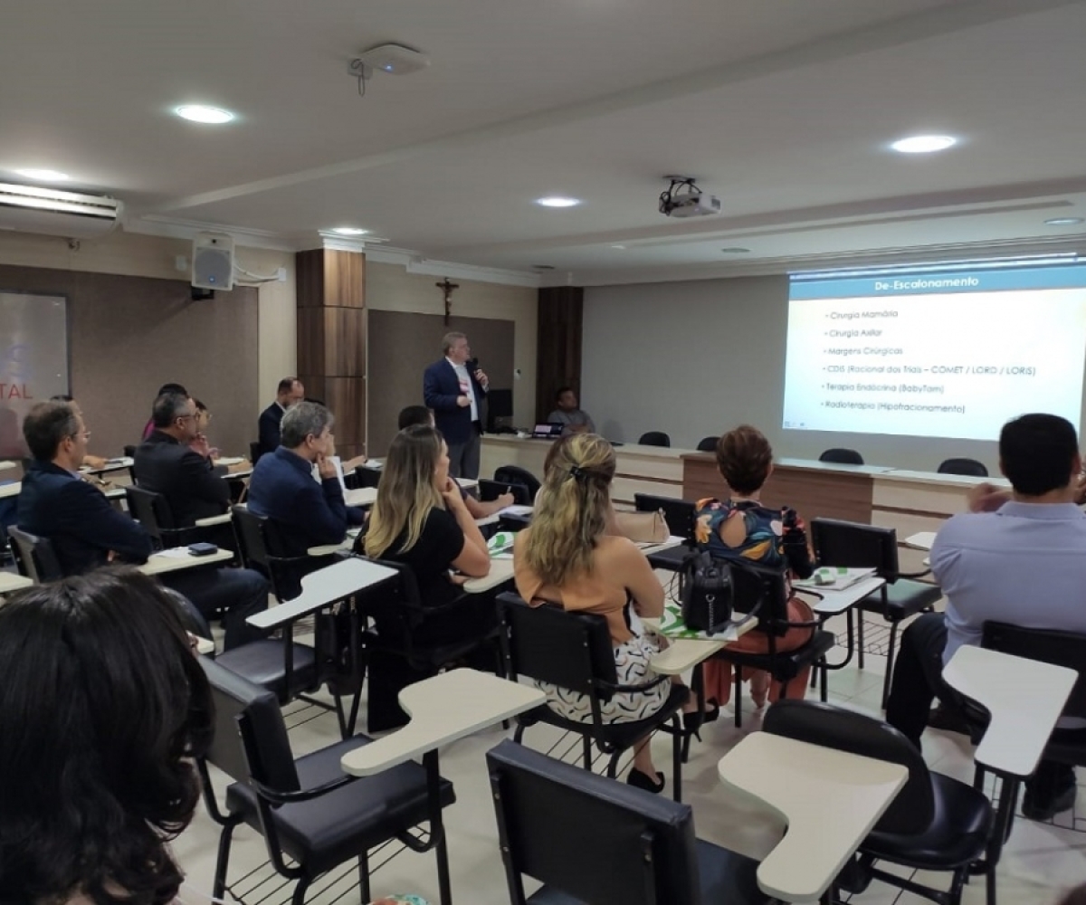 Abordagem multidisciplinar e Aula Magna iniciam Simpósio de Atualizações em Câncer de Mama (Foto: Onco Hematos)