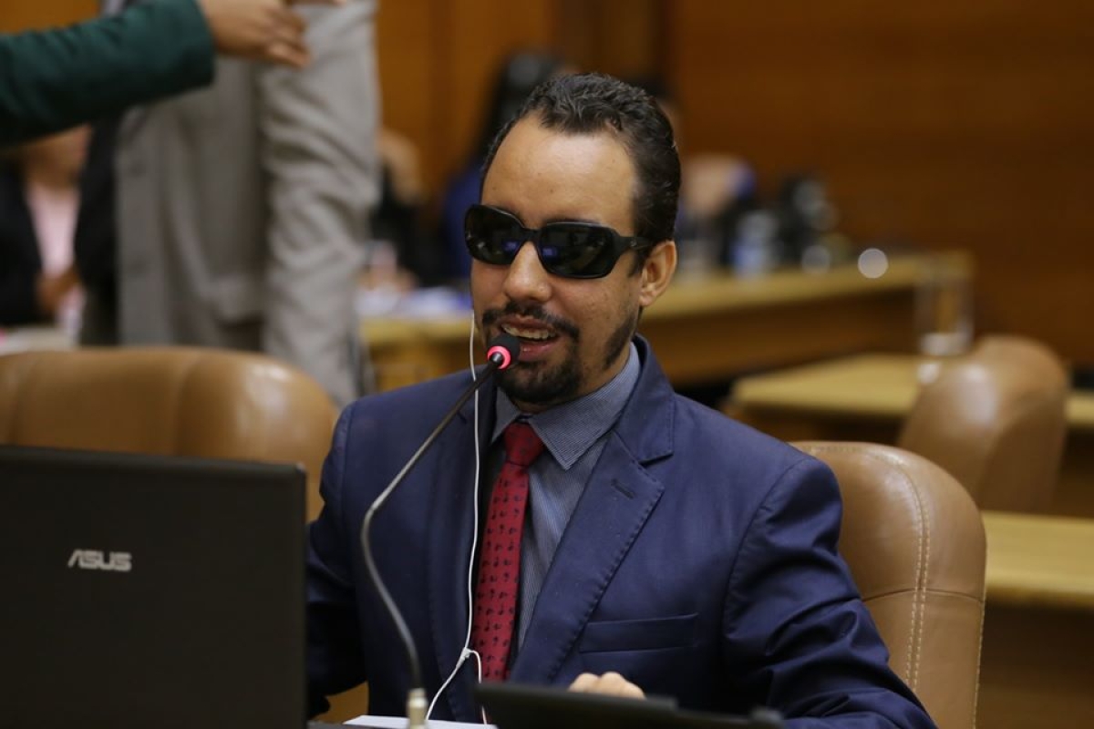 "Câmara não pode ser apenas carimbadora das decisões do prefeito", diz Lucas (Foto: Gilton Rosas/ CMA)