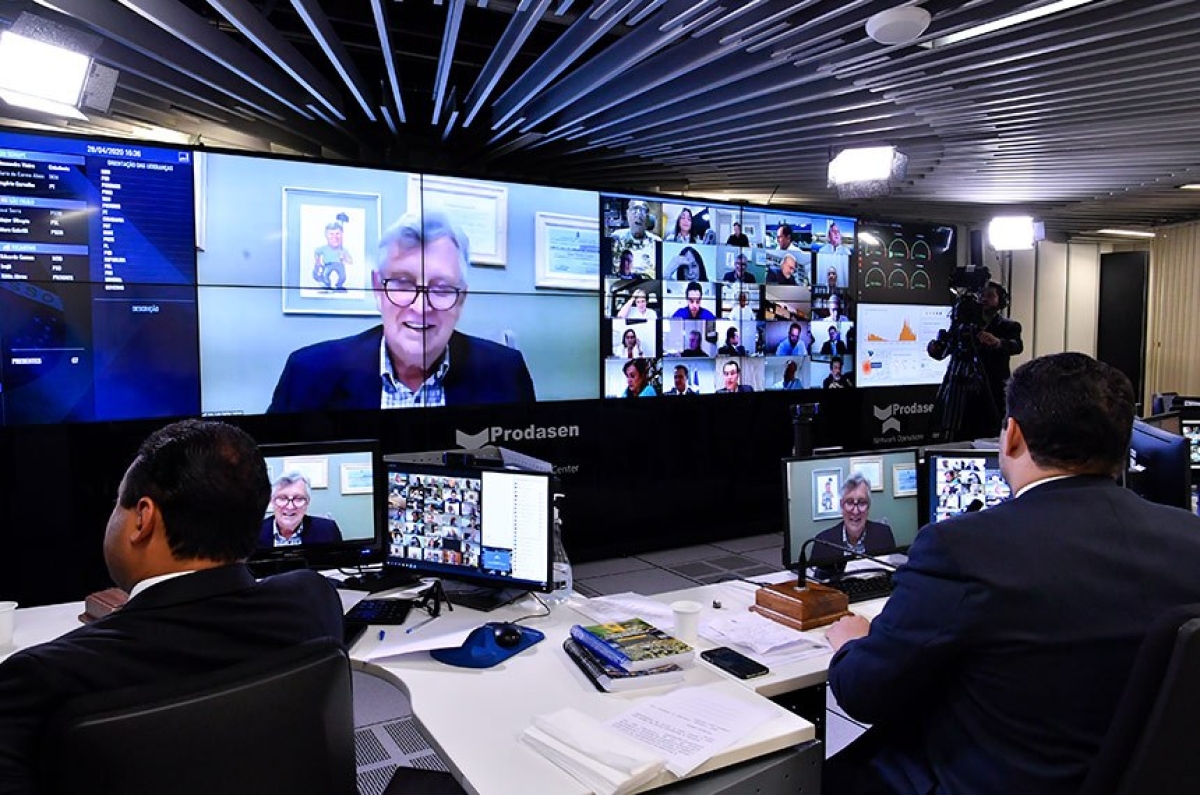 Luis Carlos Heinze, relator da matéria no Senado, manteve o texto aprovado na Câmara (Foto: 
Waldemir Barreto/ Agência Senado)