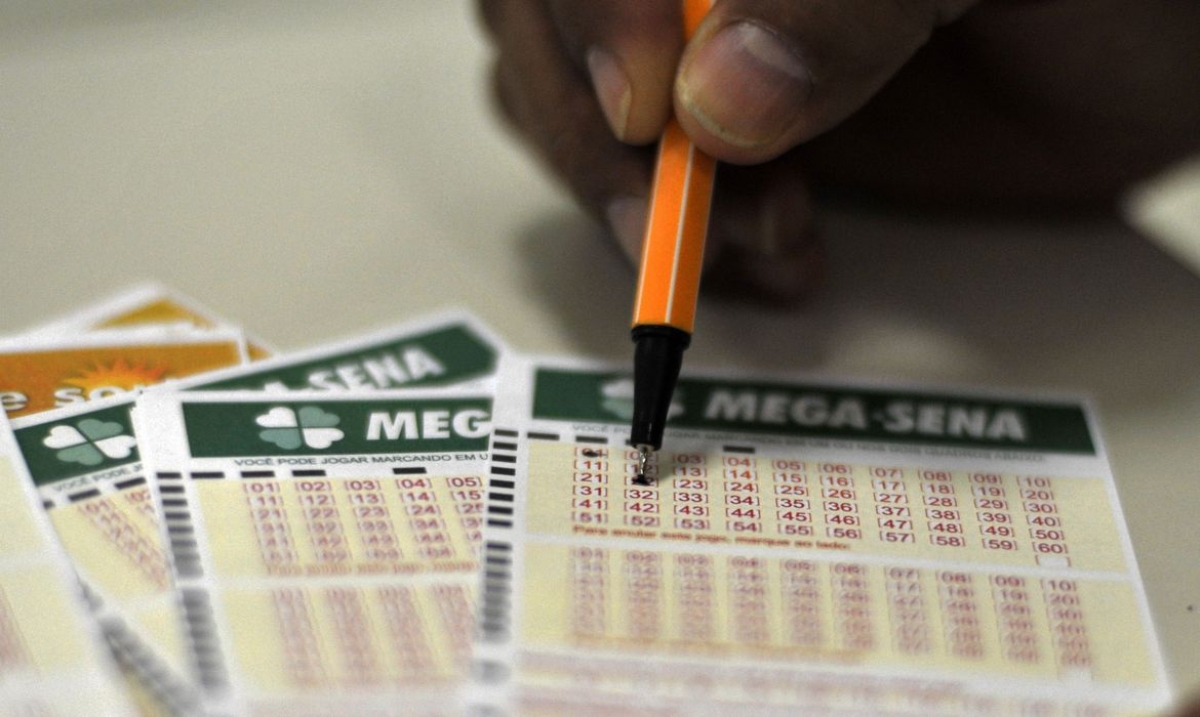 Mega-Sena acumula e prêmio vai a R$ 100 milhões (Foto: Marcello Casal Jr./ Agência Brasil)