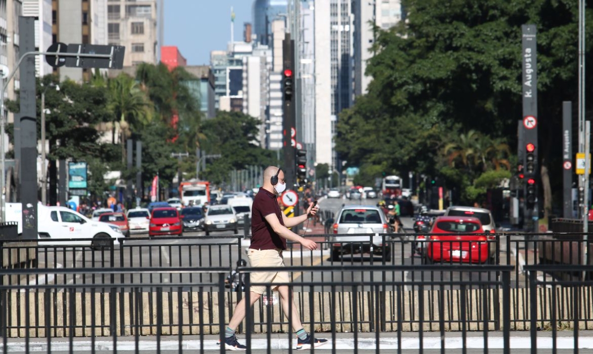 Câmara conclui votação sobre uso obrigatório de máscara (Foto: Rovena Rosa/ Agência Brasil)
Política