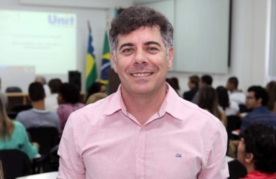 Cristiano Ferronato, coordenador do programa de pós-graduação em Educação da Unit (Foto: Assessoria de Imprensa Unit)
