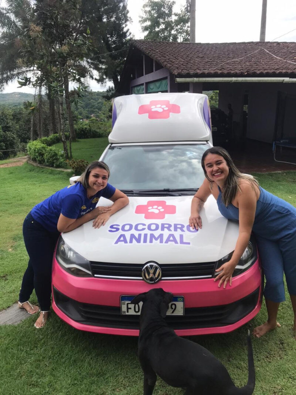 Kitty Lima inaugura "Socorro Animal", serviço de atendimento móvel para animais (Foto: Assessoria Kitty Lima/ Rede Alese)