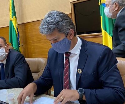 Deputado estadual Dr. Samuel Carvalho (Foto: Site Dr. Samuel Carvalho)
