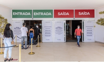 Os shoppings Jardins e RioMar continuam com medidas de segurança (Foto: Divulgação)