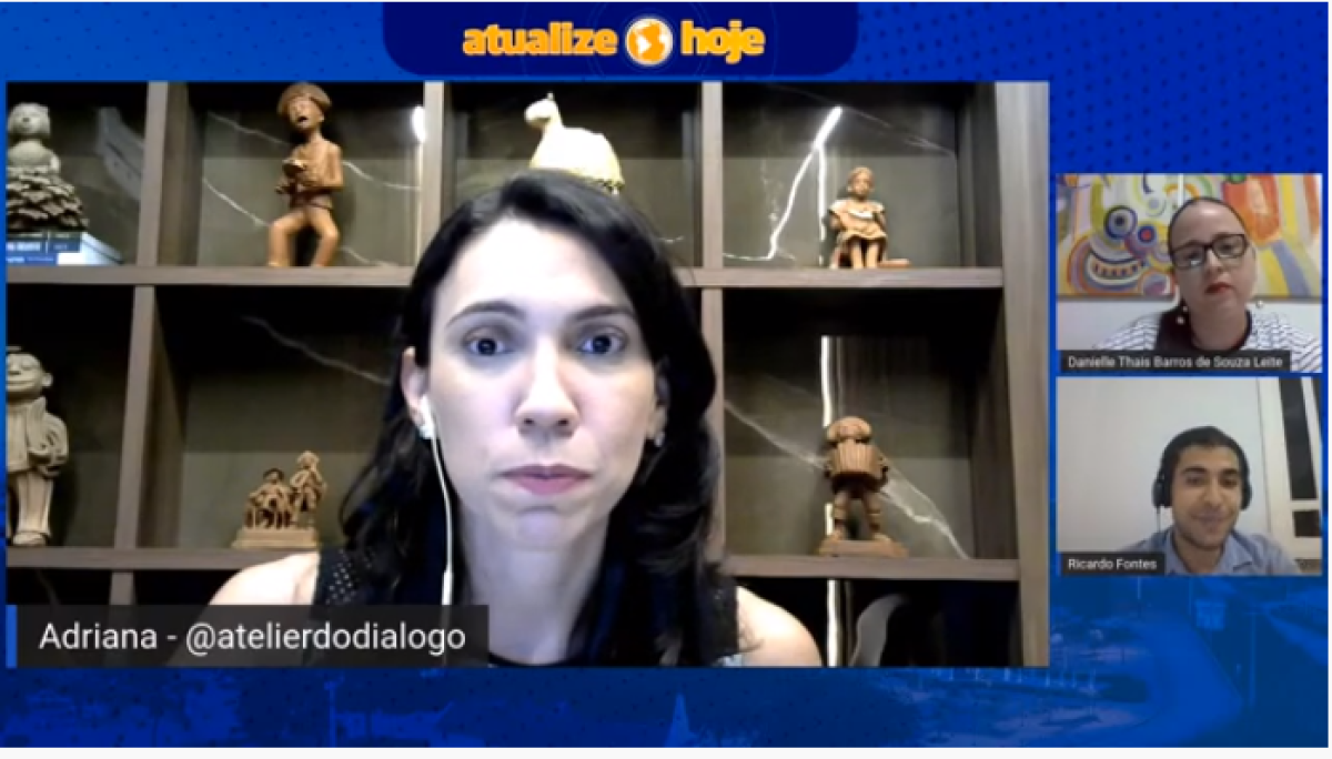 Representante do Ateliê do Diálogo, advogada e egressa, Adriana Fontes (Imagem: Reprodução/ Assessoria de Imprensa Unit)