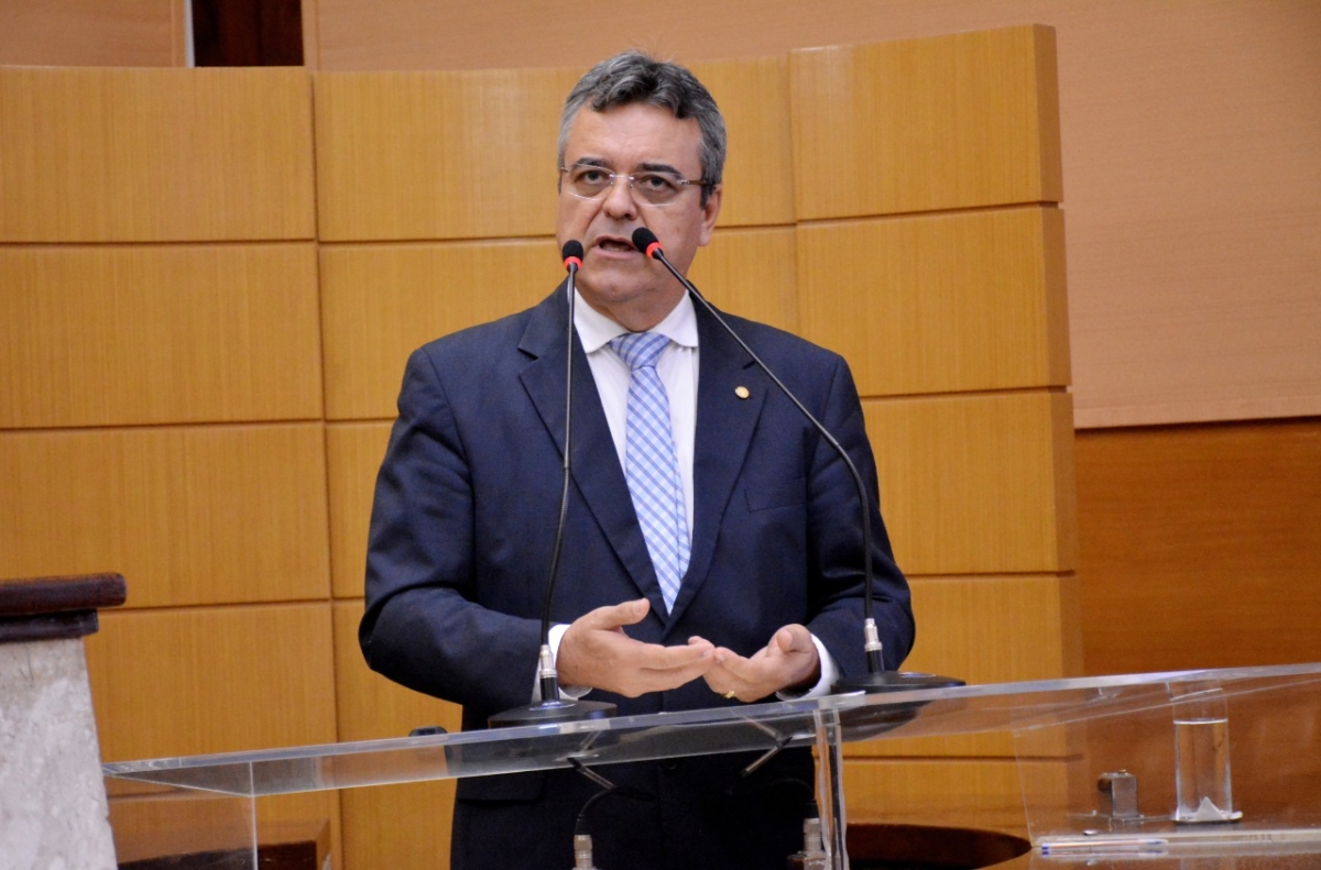 Eleições: Luciano Pimentel saúda eleitos, questiona pesquisas e destaca falta de tempestividade em decisão judicial (Foto: Assessoria Luciano Pimentel)