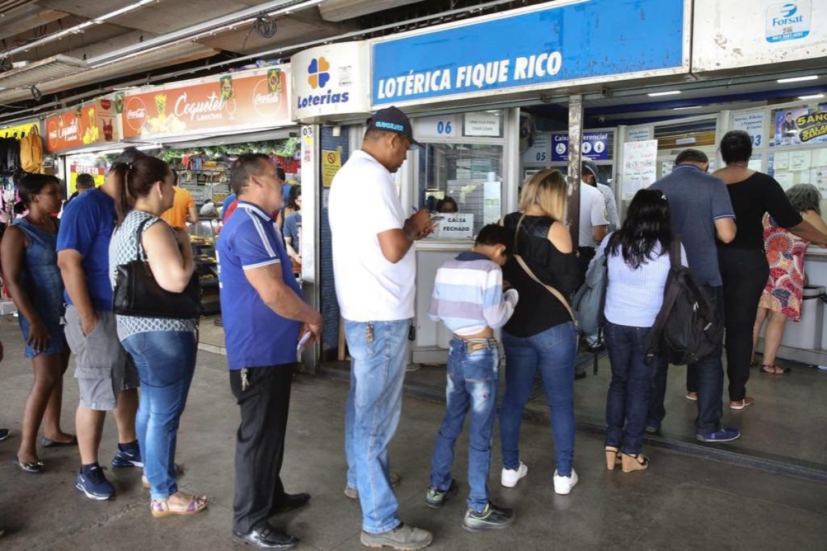 Segundo a CEF, esta é uma decisão exclusiva do Banco do Brasil (Foto: Destaque Notícias)
