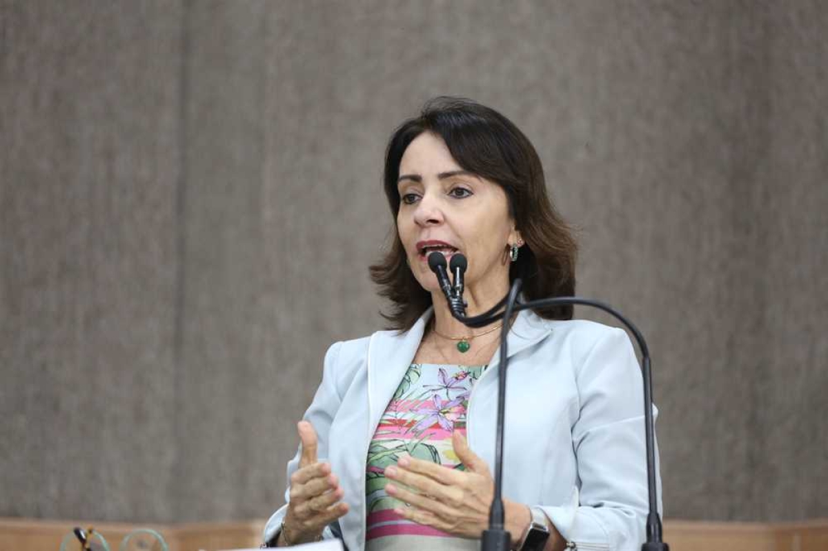 Procuradoria da Mulher: Emília pretende iniciar o mandato com a instalação na CMA (Foto: César de Oliveira/ CMA)