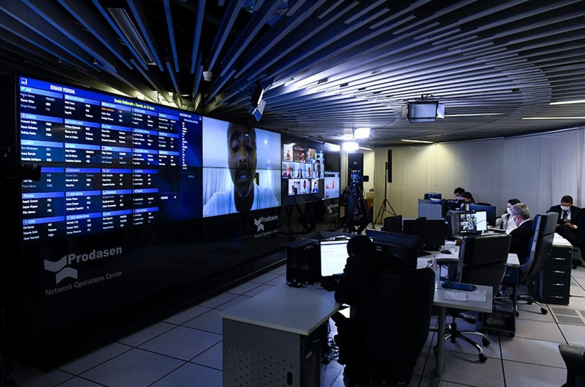 De acordo com o relator, senador Romário, o percentual estabelecido pelo projeto deve representar cerca de R$ 1 bilhão por ano (Foto: Marcos Oliveira/ Agência Senado)
