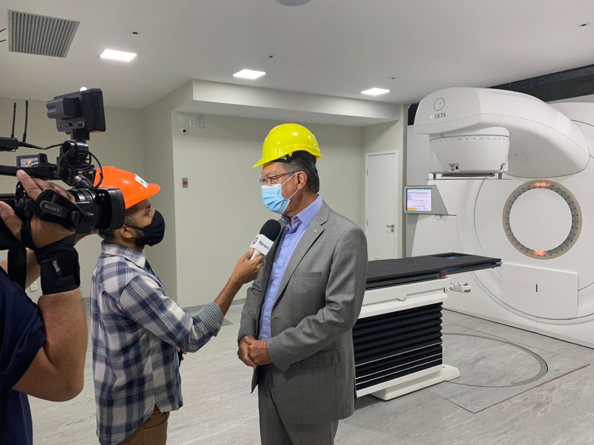Após destinar R$ 8,8 milhões em emendas para hospital Cirurgia, Laércio Oliveira visitou obras (Foto: Site Laércio Oliveira)