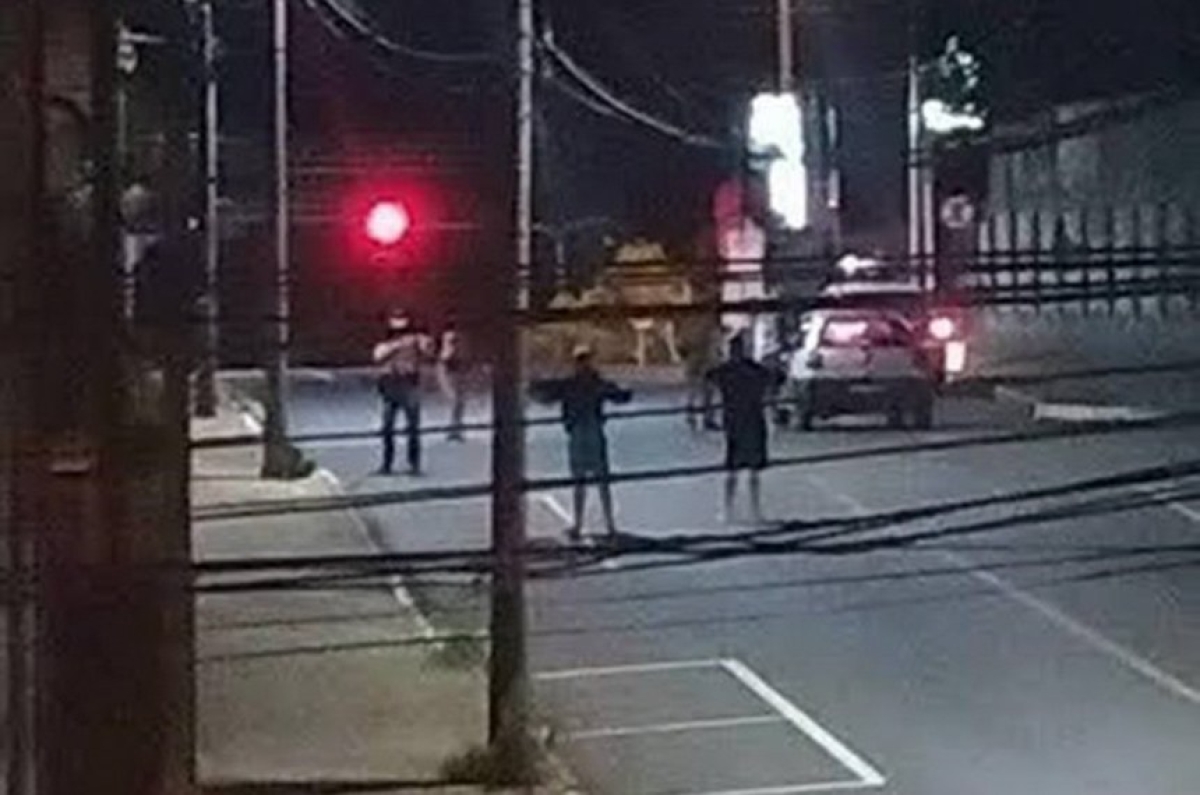 Para o autor, Major Olimpio, se aprovada, a lei dificultaria crimes como o assalto a um banco em Criciúma (SC), na madrugada do dia 1º, que resultou em incêndios, ruas bloqueadas e reféns feitos de escudo (Foto: Reprodução/ Via Agência Senado)