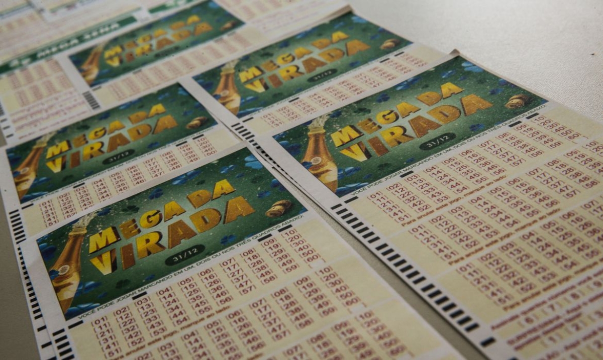 Apostadores têm até quinta-feira para jogar na Mega da Virada (Foto: Marcello Casal Jr./ Agência Brasil)