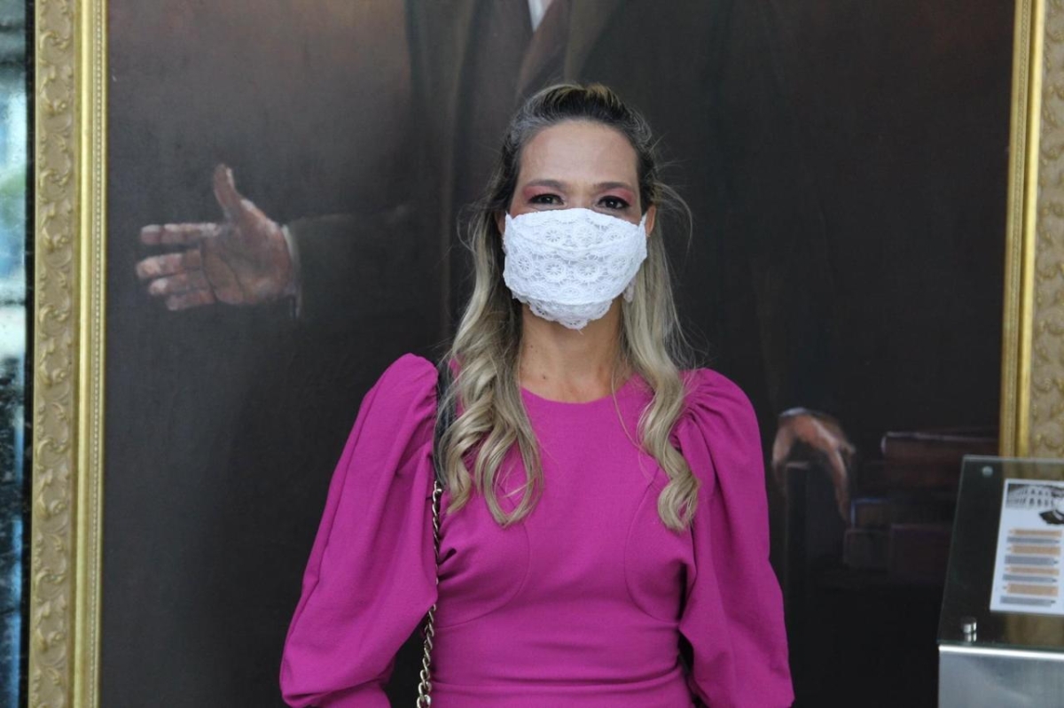 "Mais uma vez pacientes com câncer estão com seus tratamentos interrompidos", afirma Sheyla Galba (Foto: Assessoria Sheyla Galba)