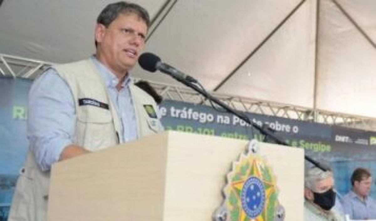 Ministro da Infraestrutura, Tarcísio Gomes, garante que até o final do ano, entrega a duplicação da BR-101 de Laranjeiras até Carmópolis (Foto: Ministério da Infraestrutura)