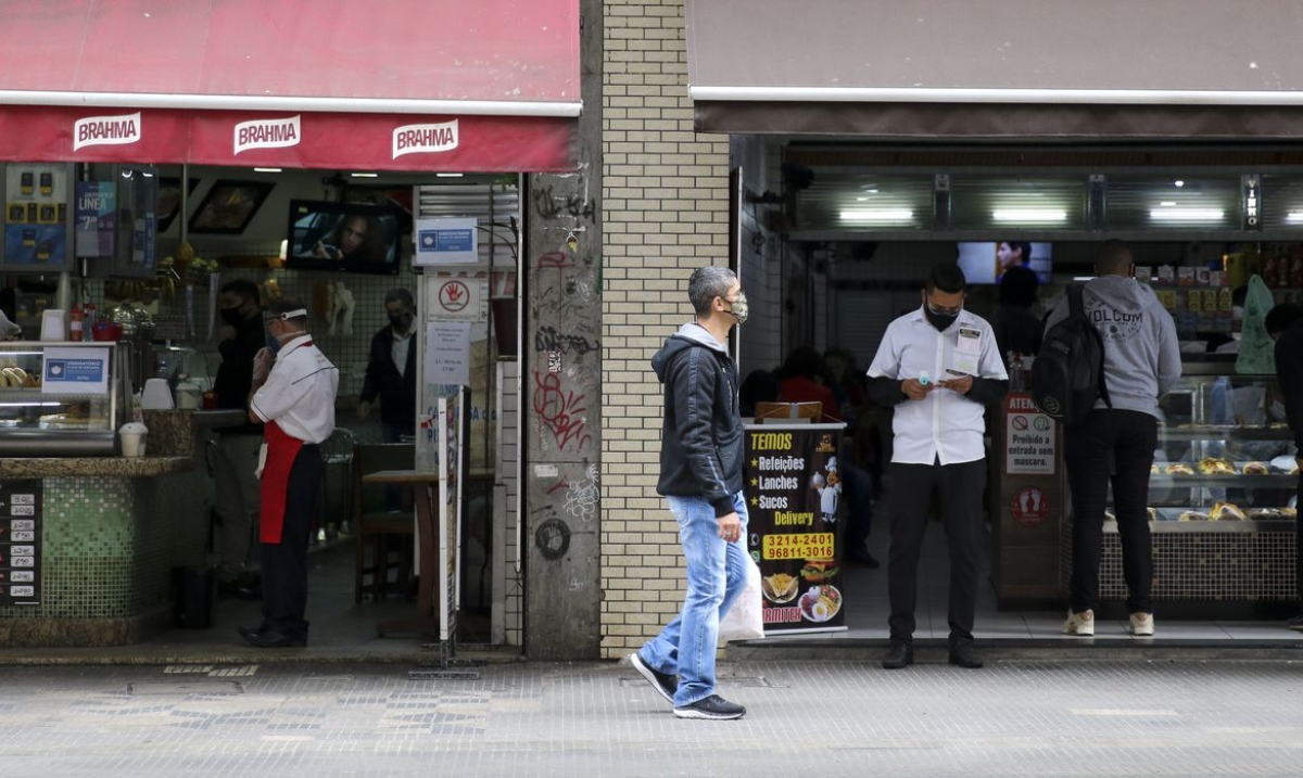 Governo prorroga prazo para pagamento de tributos do Simples Nacional (Foto: Rovena Rosa/ Agência Brasil)