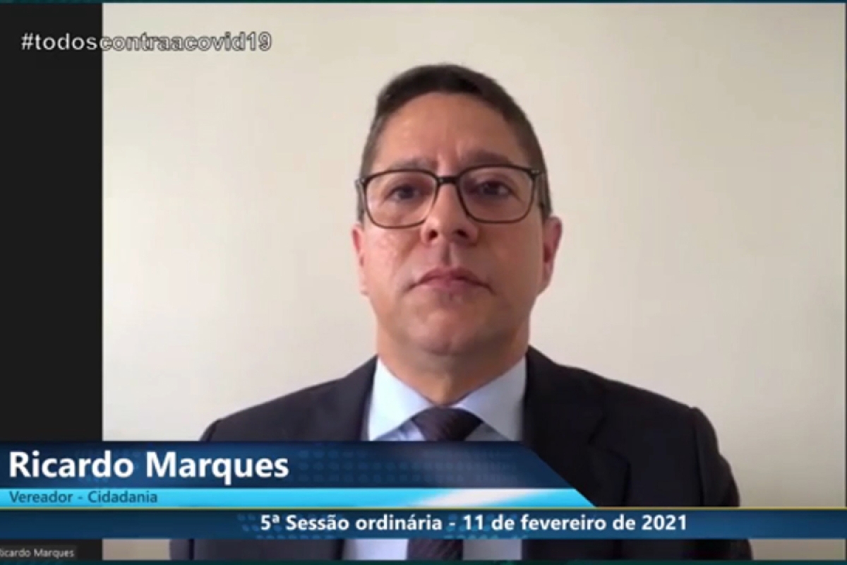 "Prefeitura de Aracaju só fala de dinheiro para obra, e o dinheiro para comida?", questiona Ricardo Marques (Foto: Agência CMA)
