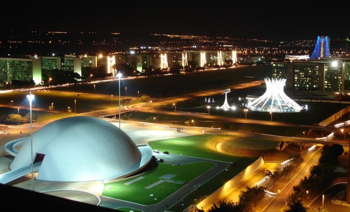 Brasília é dessas cidades recheadas de cartões-postais (Foto: Carla Passos)