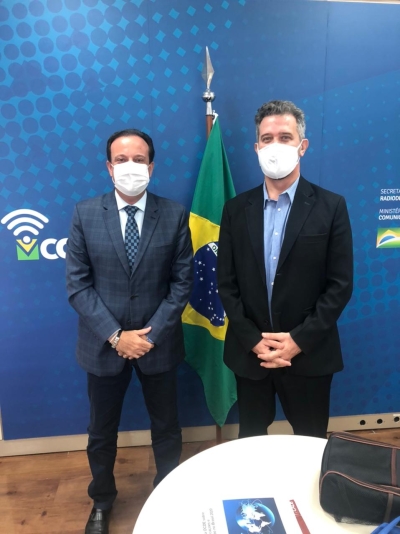 André Moura consegue liberação de rádio comunitária dos radialistas (Foto: Assessoria André Moura)