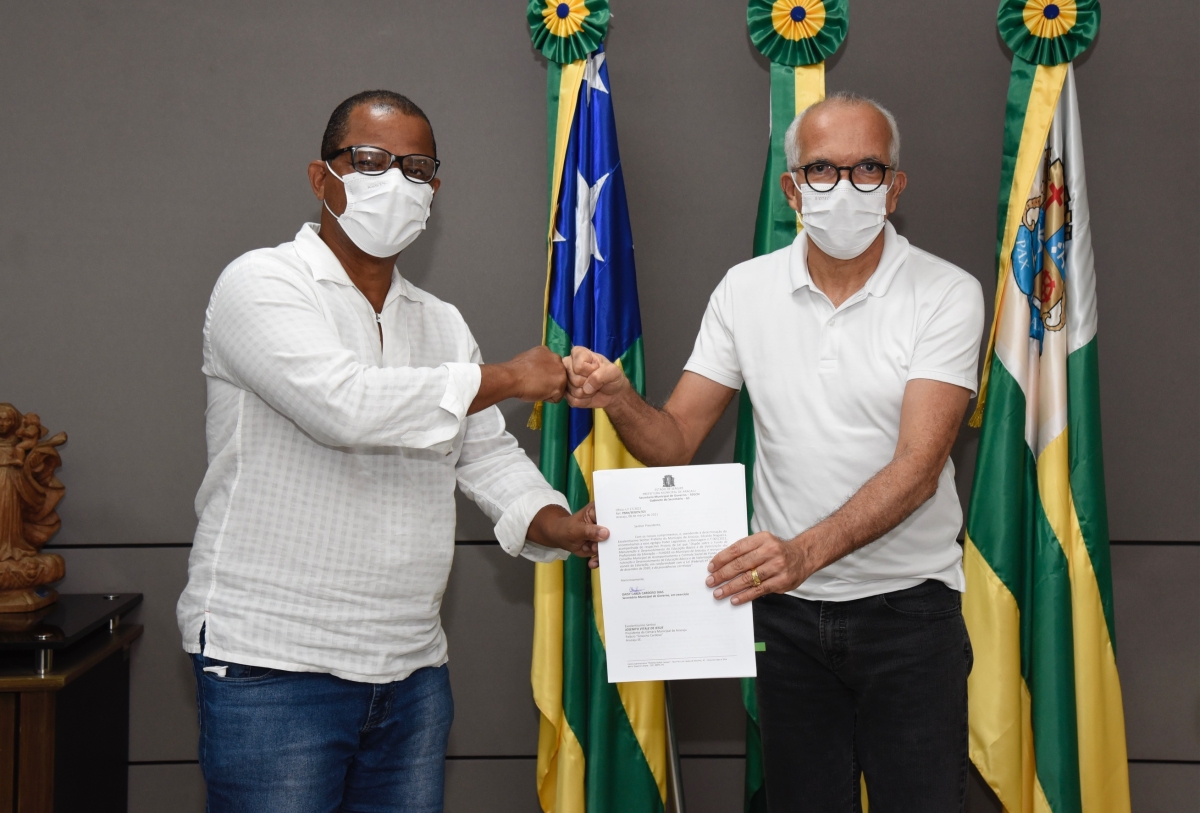 Edvaldo envia para Câmara projeto de adequações do Fundeb (Foto: Ana Lícia Menezes/ Prefeitura de Aracaju)