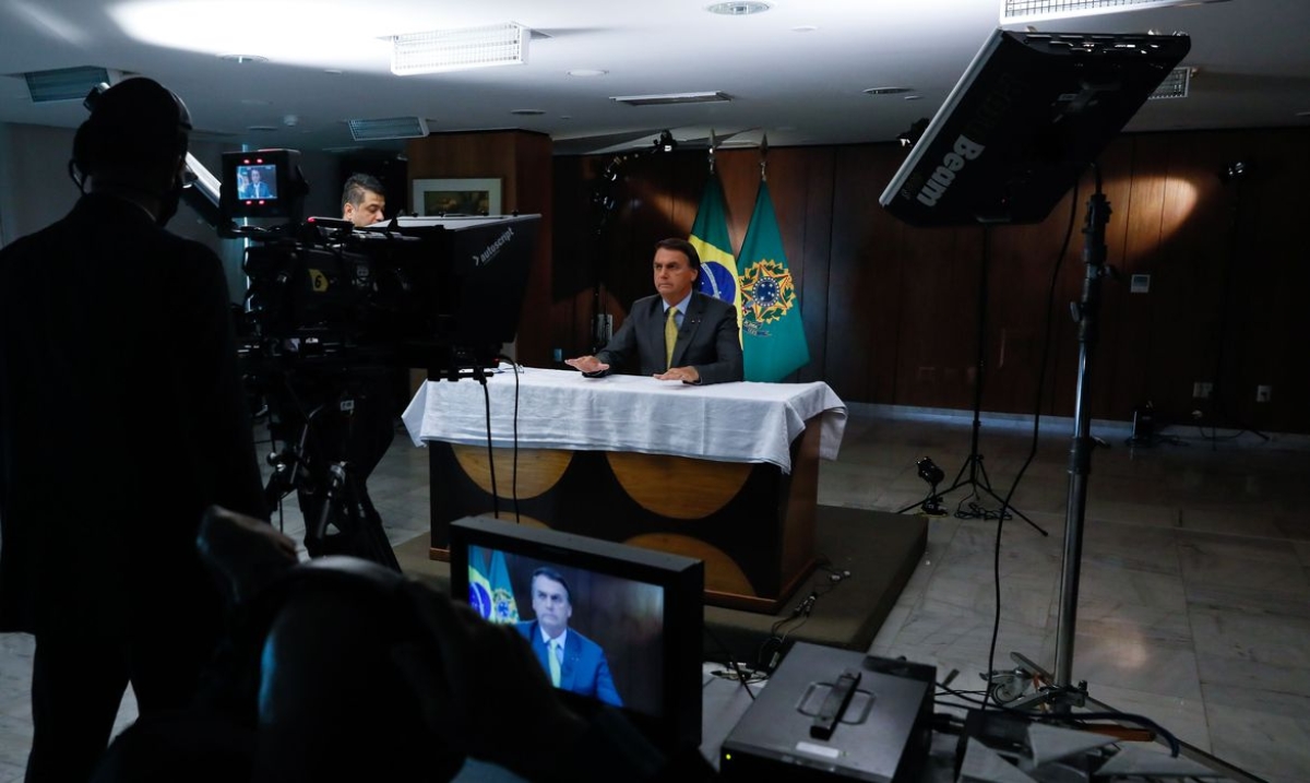 Bolsonaro diz que Brasil será autossuficiente na produção de vacinas (Foto: Isac Nóbrega/ PR)