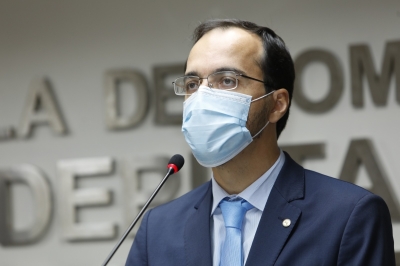 Georgeo Passos solicita desconto para quem paga taxa mínima de água e prorrogação do pagamento de IPVA reduzido (Foto: Site Georgeo Passos)