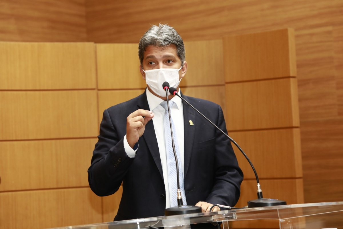 Dr. Samuel Carvalho garante que fiscalizará compra de vacinas por empresas (Foto: Agência Alese)