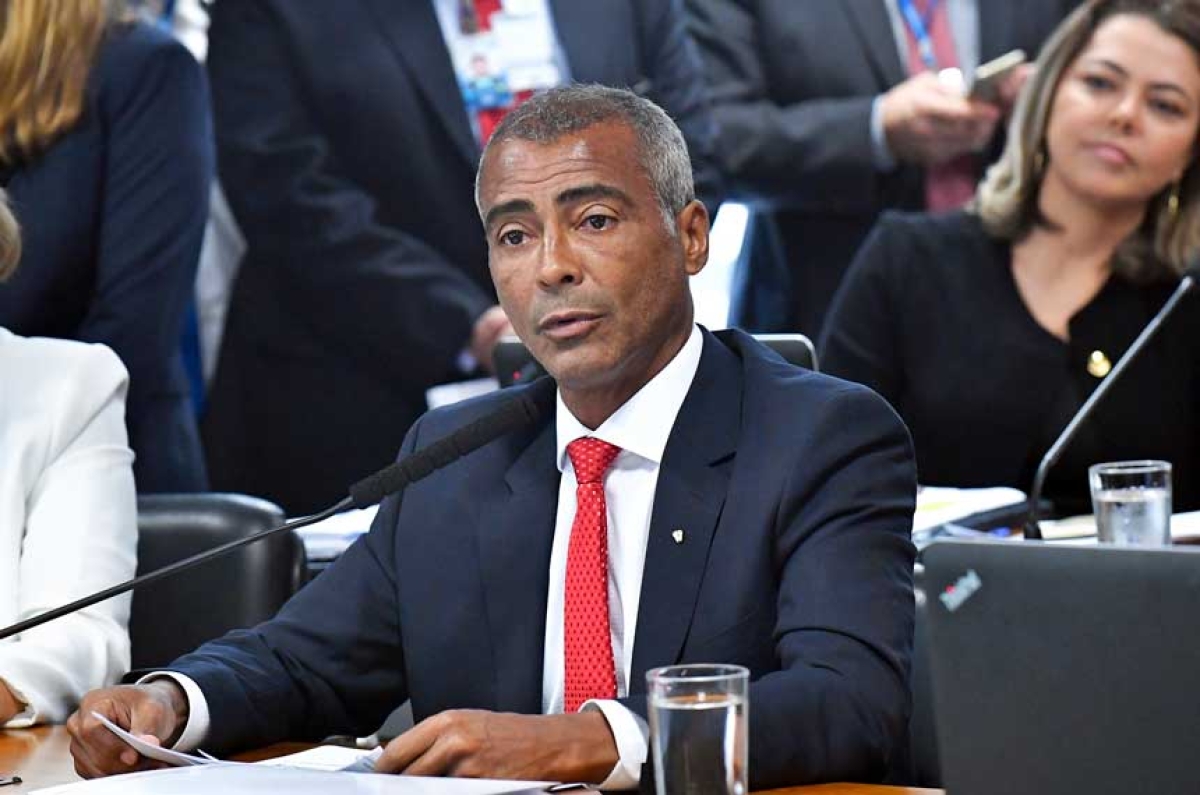 Senador Romário, que defende milhas com prazo de validade maior nos programas de fidelidade (Foto: Geraldo Magela/ Agência Senado)