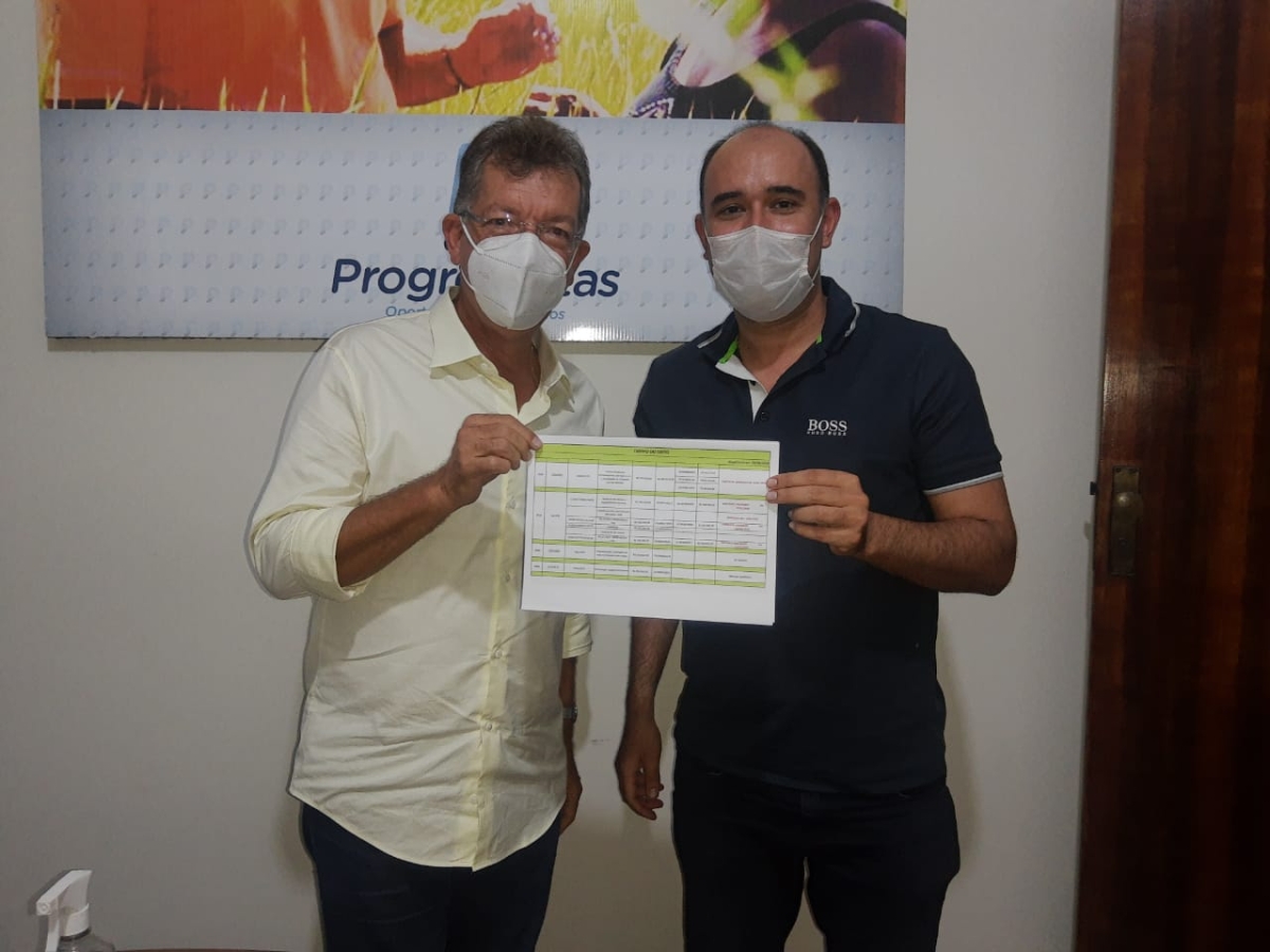 Laércio Oliveira recebe prefeitos para definir emendas parlamentares (Foto: Site Laércio Oliveira)