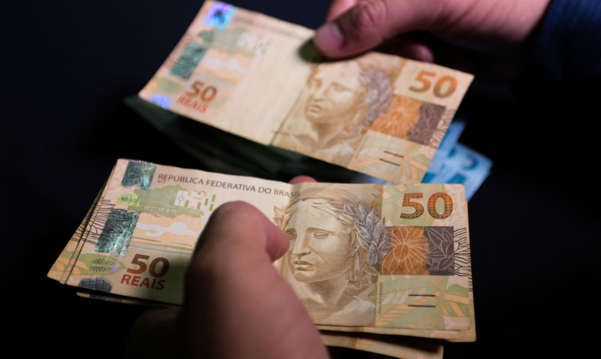 Negociações salariais ficam abaixo da inflação em abril, mostra Fipe (Foto: Marcello Casal Jr./ Agência Brasil)