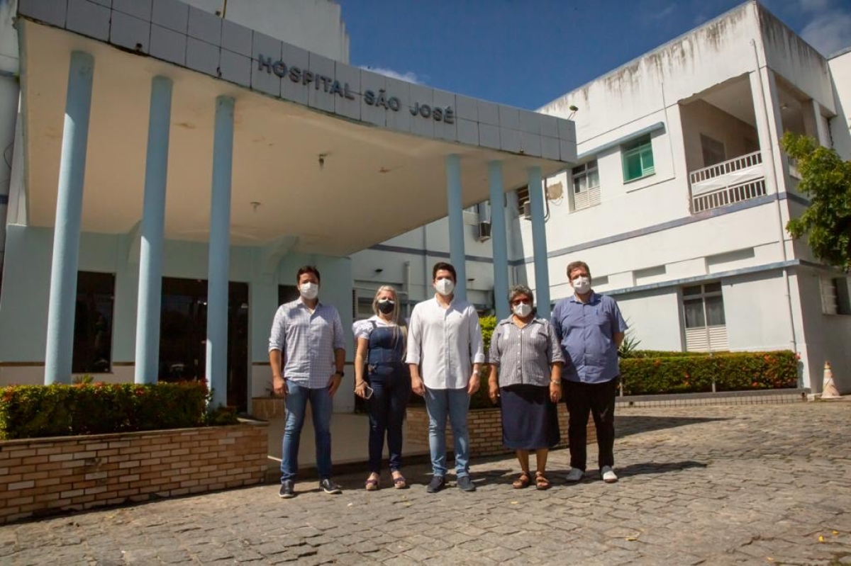 Gustinho Ribeiro destina recursos para equipar UTI/Covid do Hospital São José, em Aracaju (Foto: Assessoria Gustinho Ribeiro)